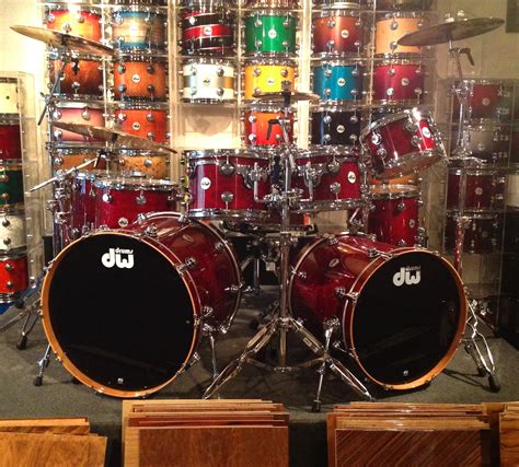 Dw Cherry Shells With A Cherry Lacquer Finish Drool Drums Drum Kits Dw Drums