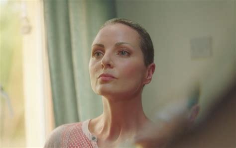 New Ad Depicting Irish Mum Living With Cancer Is Extremely Powerful