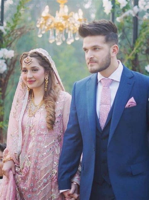 Most Beautiful Pakistani Couple Celebrity Outfits Celebrities