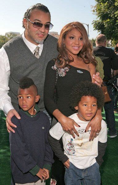 Toni Braxton And Her Hubby Keri Lewis Denim And Diezel Ky Celebrity