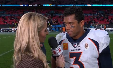 Laura Rutledge Didnt Like Hearing Russell Wilsons Catchphrase