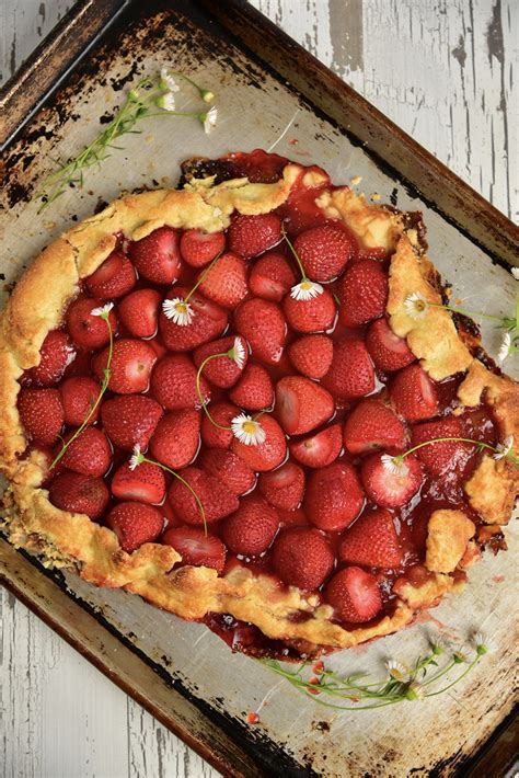 1/2 cup granulated white sugar. Rustic Strawberry Tart | Recipe (With images) | Strawberry ...
