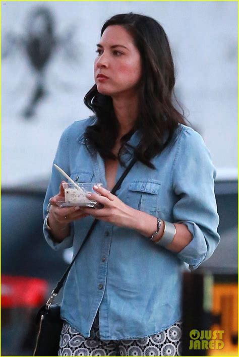 Olivia Munn Steps Out After Aaron Rodgers Dating Rumors Photo Olivia Munn Photos