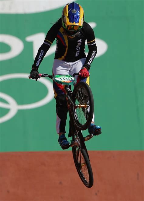Pajon, a former world champion, has won the women's bmx competition at the london olympics, giving colombia its first gold of the games. Cuánto vale la indumentaria de Mariana Pajón