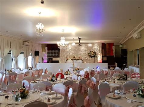 Whether you prefer seaside sophistication or beachfront glamour, your oceanside event will be a celebration of a lifetime in one of new england's most celebrated venue locations. Pin on Wedding Reception Venues London | VUK Premium Venue