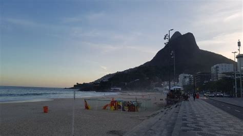 Praia Do Leblon Rio De Janeiro Melhores Dicas Antes De Ir Tripadvisor