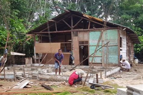 Interior dan ekseterior sederhana lantai 2 sampai yang modern mewah. Pemerintah Naikkan Anggaran Program Bedah Rumah Jadi Rp 4 ...