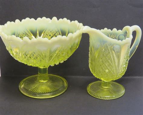 Davidson Pearline Glass Jug Creamer Rd 413701 Collectors Weekly