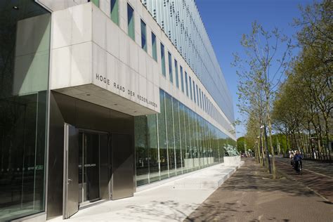Dutch court approves euthanasia in advanced dementia cases