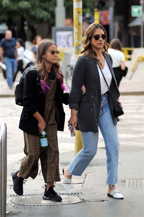Jessica Alba Shares Rare Photo With Look Alike Daughters Honor Haven Today News Post
