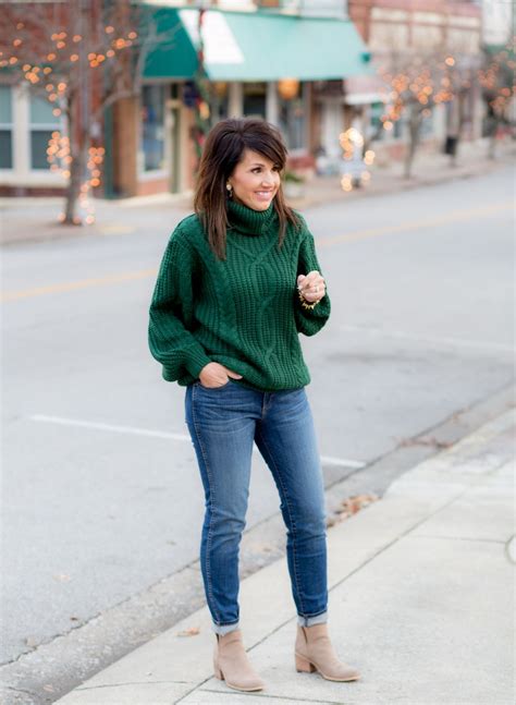 12 Winter Weather Outfit Ideas Cyndi Spivey Gray Sweater Outfit