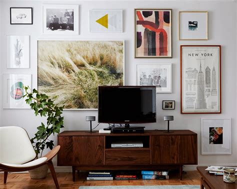 5 Tips for Decorating Around a Television | TVs, Walls and Gallery wall