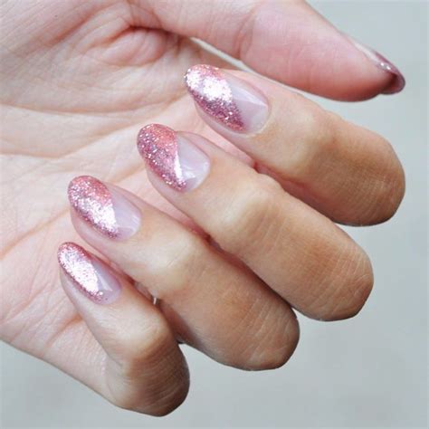 20 Sparkly Shiny Shimmery Nail Designs To Try Glitter Manicure