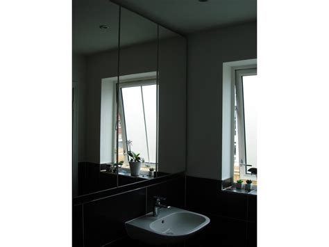Discover our bathroom mirror cabinets in a variety of sleek designs from our stunning collection. Made to Measure Luxury Bathroom Mirror Cabinets | Glossy Home