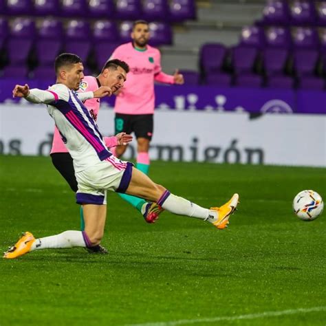 يستضيف برشلونة غدًا الإثنين، على ملعب الكامب نو، بلد الوليد، ضمن المرحلة الـ29 الدوري الإسباني لكرة القدم. مباراة بلد الوليد ضد برشلونة تُثبت نجاح خطة كومان | صحيفة ...