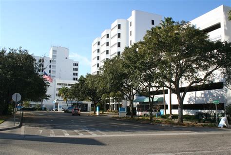 Sarasota Memorial Hospital Main Entrance Sarasota Memoria Flickr