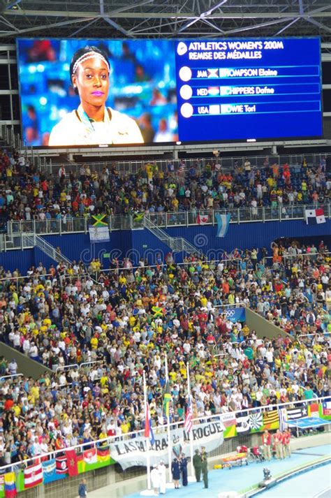 Finden sie eine alphabetische liste der medaillen und feiern sie die leistungen der besten athleten von 2000. Olympische Medaillewinnaar In De Gebeurtenis Van De ...