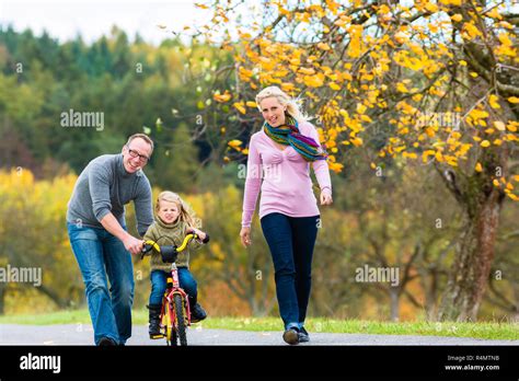 Daddy Daughter Walk In Woods Hi Res Stock Photography And Images Alamy