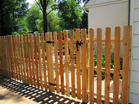 Tall Red Cedar Spaced Picket Fence Types Of Fences Picket Fence Fence