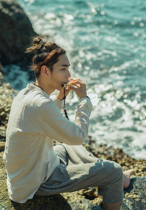 Bạn có thể vote tiếp. Đúng ngày Jack comeback, K-ICM cùng gà cưng "nhảy cóc ...