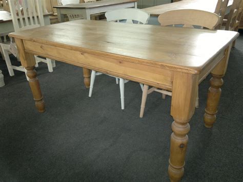 Waxed Farmhouse Style Old Pine Table 6ft X 3ft On 4inch Turned Legs