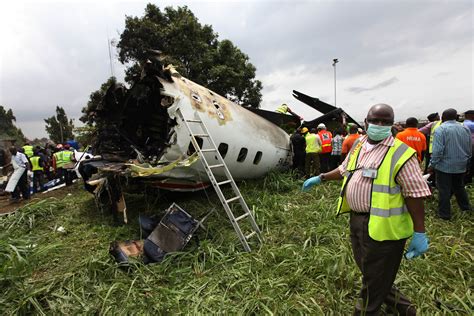 Nigeria 14 Killed As Plane Nosedives In Lagos Cbs News