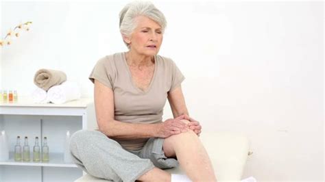 Dealing With Knee Pain After A Fall On Concrete Joint Pain Clinic