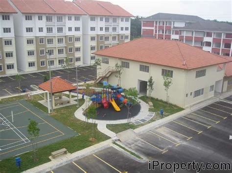 1) rumah apartment semarak 1 setia alam untuk disewa 2) rumah tingkat 3. Apartment for Sale in Akasia Apartments, Setia Alam for RM ...