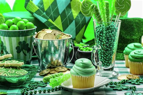 Festive St Patricks Day Decorations To Brighten Your March