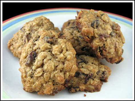 I got this recipe from stevia sweet recipes by jeffrey goettemoeller. Oatmeal Raisin Cookies Made With Sun Crystals (Stevia ...