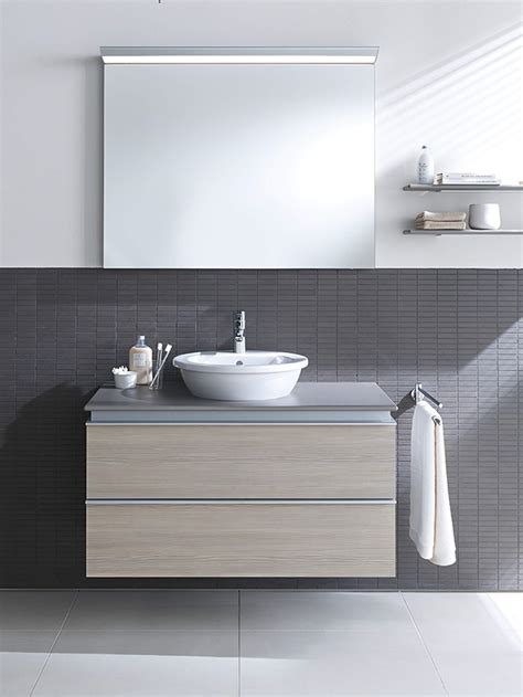 Duravit is a leading supplier of sanitary ceramic, bathroom furniture, accessories, bathtub furniture and wellness ideas. Duravit 1930 series: Toilets, sinks & more | Duravit