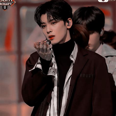 Search the worlds information including webpages images videos and more. Lee Dongmin - Astro. | kpop, aesthetic y icon | Cha eun ...