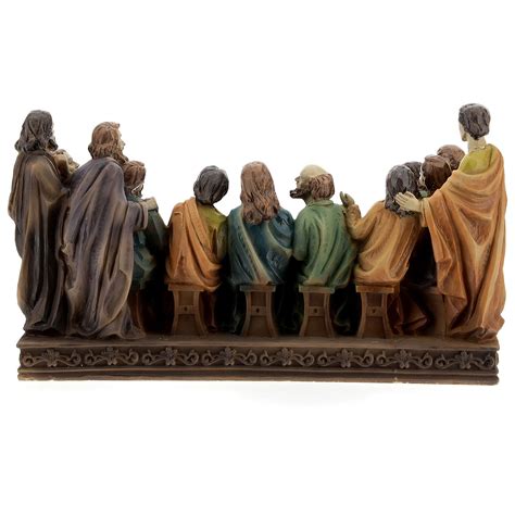 All of the disciples join christ in the breaking of the bread, while the women serve the passover meal. Last Supper figurine in resin, 15x25x10 cm | online sales ...