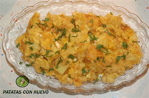COCINAR SIN MIEDO: PATATAS CON HUEVO