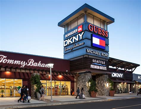 Complete List Of Stores Located At Seattle Premium Outlets A