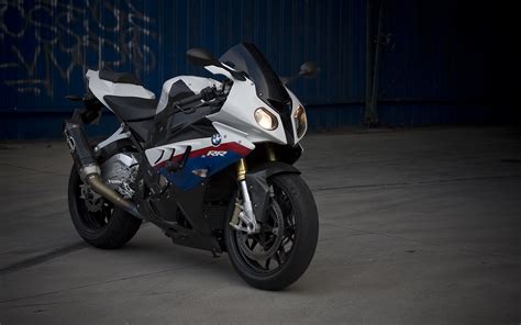 When bmw's original s 1000 rr hit the showroom floor in the summer of 2010, it was met by a wave of skepticism. Download 3840x2400 Wallpaper Bmw S1000 Rr, Sports, Bike, 4 ...