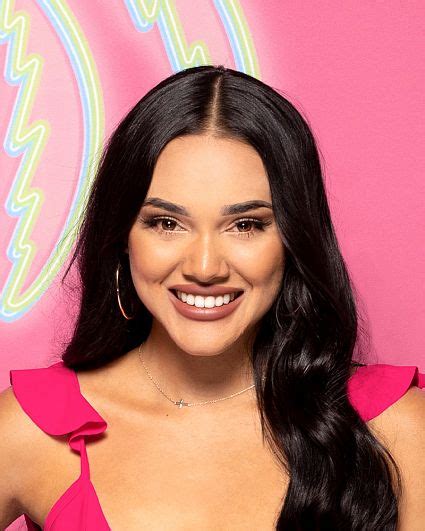 Cely Vazquez Bio Wiki Age Height Dating Love Island America And