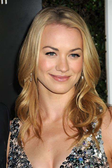 Yvonne Strahovski Pictures Gallery 8 Film Actresses