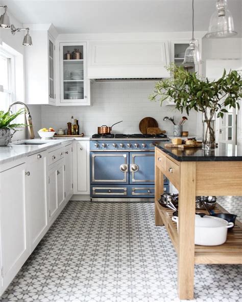 Floor Tile Pattern For Small Kitchen Floor Roma