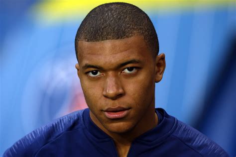 Aug 08, 2021 · this time around, almost every reputed spanish reporter/ journalist has hinted towards mbappe signing for real madrid. Wegen Neymars Schildkröten-Mobbing - Flieht Mbappe aus ...