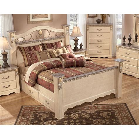 This product is part of sanibel collection by homelegance furniture (home elegance furniture) offers a complete line of home furnishing products including bedroom furniture, dining room furniture, entertainment center furniture, children's furniture and more. Sanibel Poster Bedroom Set Signature Design | Furniture Cart