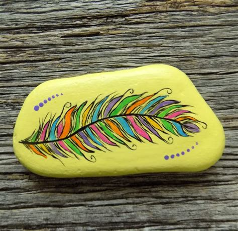 Feather Painted Rockdecorative Accent Stone Paperweight Bemalte