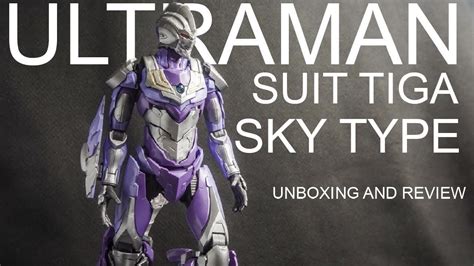 Bandai Figure Rise Standard Ultraman Suit Tiga Sky Type Model Kit Build