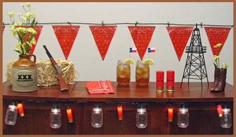 Upturned cowboy hats make good bowls for serving crisps and sweets. Country Western Theme Party Decorating Ideas