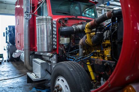 Why Its Important To Maintain Your Heavy Duty Trucks Suspension