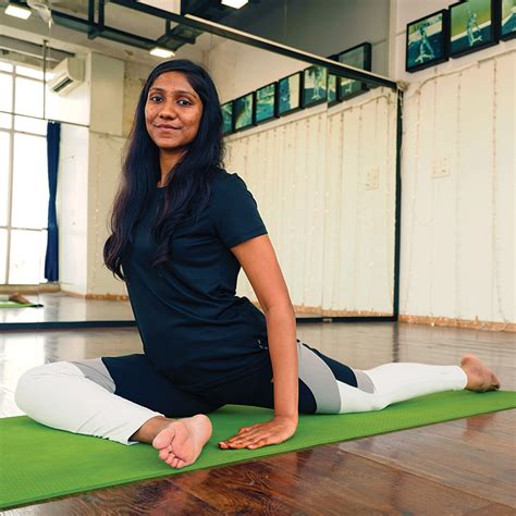 Famous Female Yoga Teachers In India