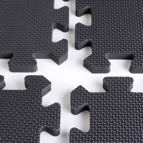 Order online puzzle floor mat (4pcs), protective padding, binding & easy to wipe clean. Black Foam Trade Show Flooring | Puzzle-Piece Floor Mats