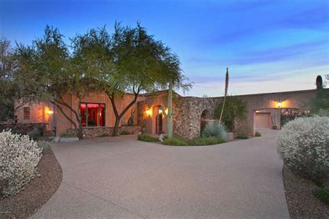 New village homes is a premier arizona home builder of new housing communities designed for high quality, low maintenance lifestyle with indoor outdoor living spaces. STUNNINGLY BEAUTIFUL TUSCAN VILLA | Arizona Luxury Homes ...