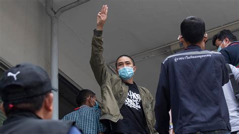 thai police arrest activists escalating crackdown on protests the new york times