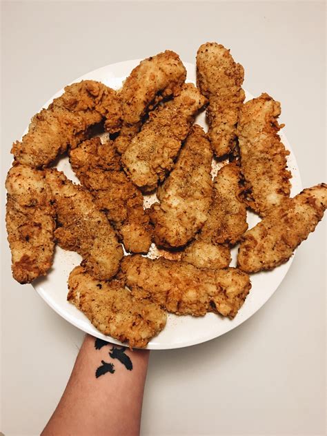 Pat chicken pieces dry, cut off and discard wing tips and place chicken in bowl with buttermilk mixture. Buttermilk fried chicken tenders, Fried chicken tenders ...